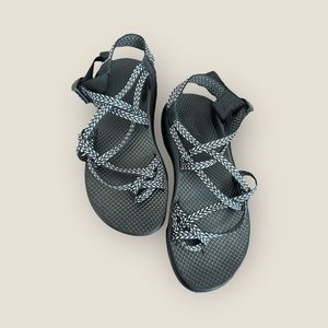 Chaco’s ZX2 Classic Sandals in Boost Black (Size 8)